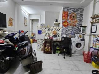 Vị trí đẹp  quận 11  nhà đẹp vào ở ngay  cách vài bước chân ra hẻm ô tô quay đầu