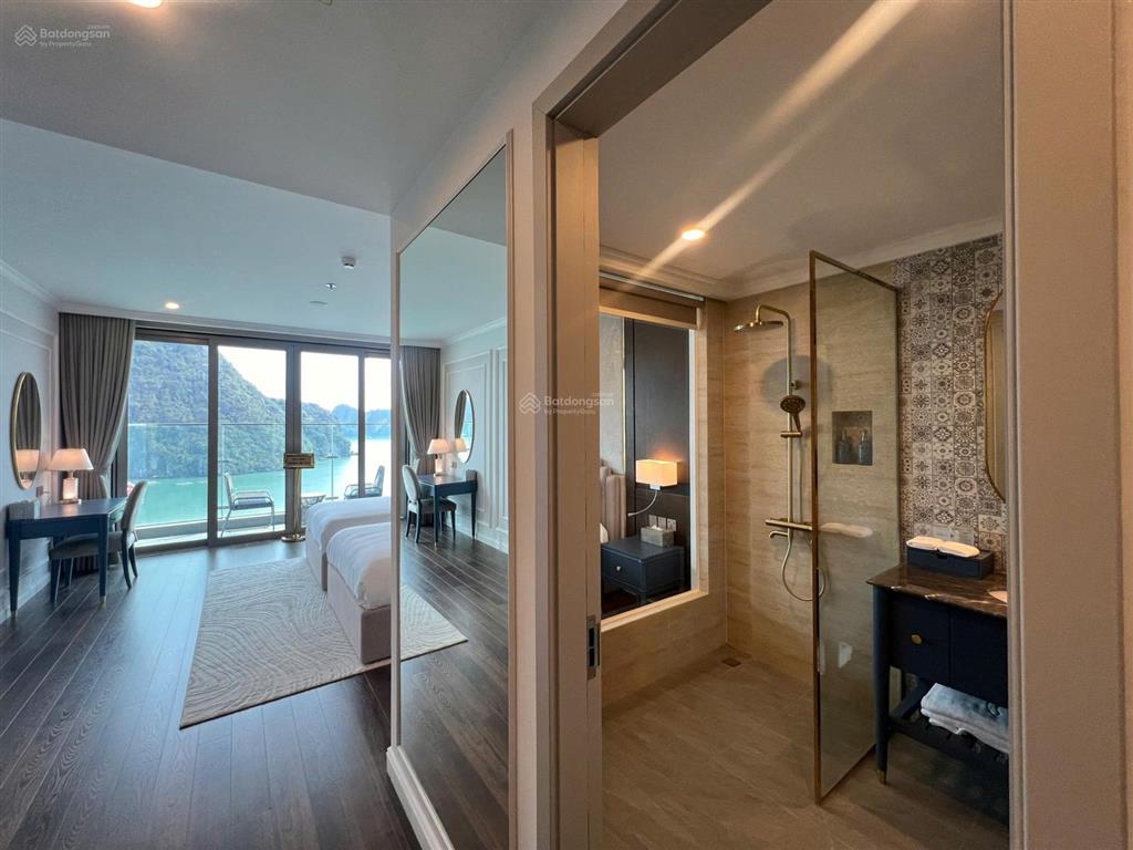 Em trường bán quỹ căn ngoại giao cđt crystal holiday harbour view vịnh bái tử long. giá 1,5 tỷ.