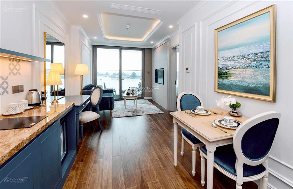 Em trường bán quỹ căn ngoại giao cđt crystal holiday harbour view vịnh bái tử long. giá 1,5 tỷ.