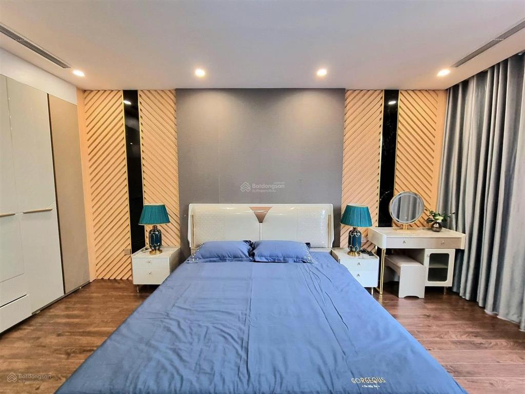 Siêu phẩm nhà phố trung hòa, nhà mới đẹp, ngõ 3m thông, 2 mặt thoáng, tặng nội thất, 41m2, 5 tầng