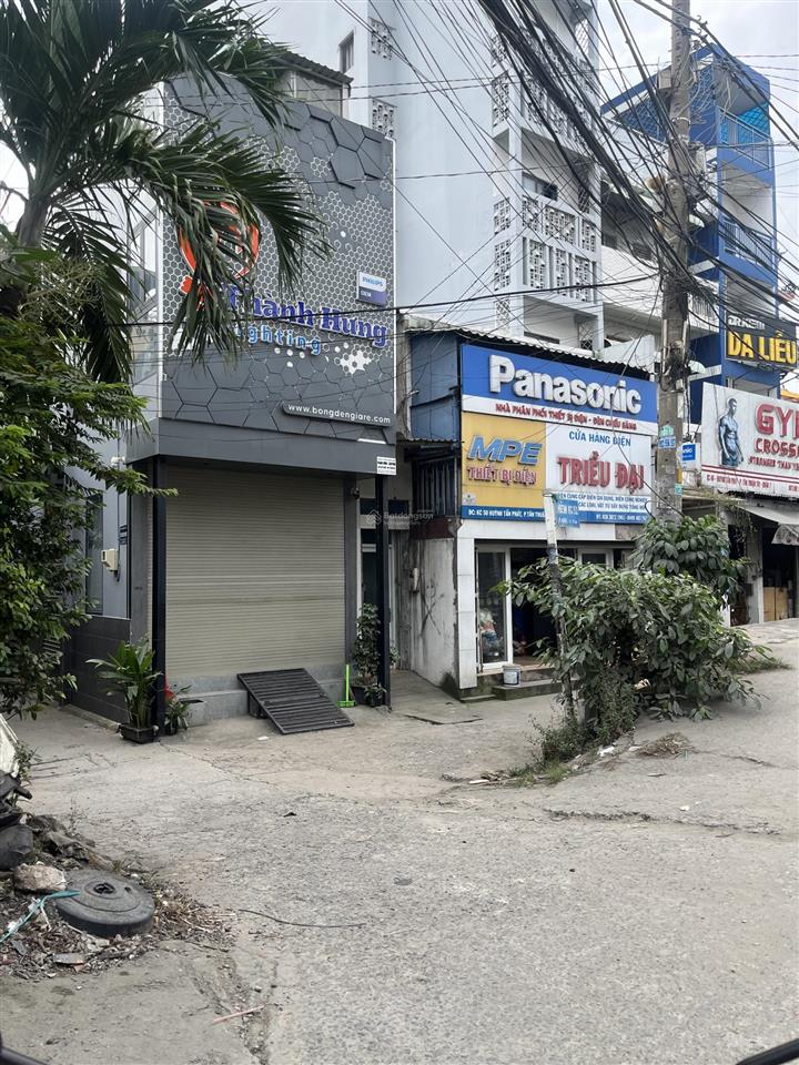 Bán nhà chính chủ 1 trệt 1 lầu nở hậu dt 57.76m2, chân cầu tân thuận 1 hướng đi quận 4