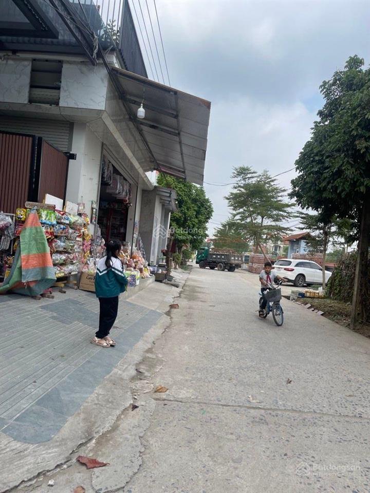 Bán đất việt hưng văn lâm cách khu đấu giá 200m đường xe tải gần ga lương tài đang khởi công