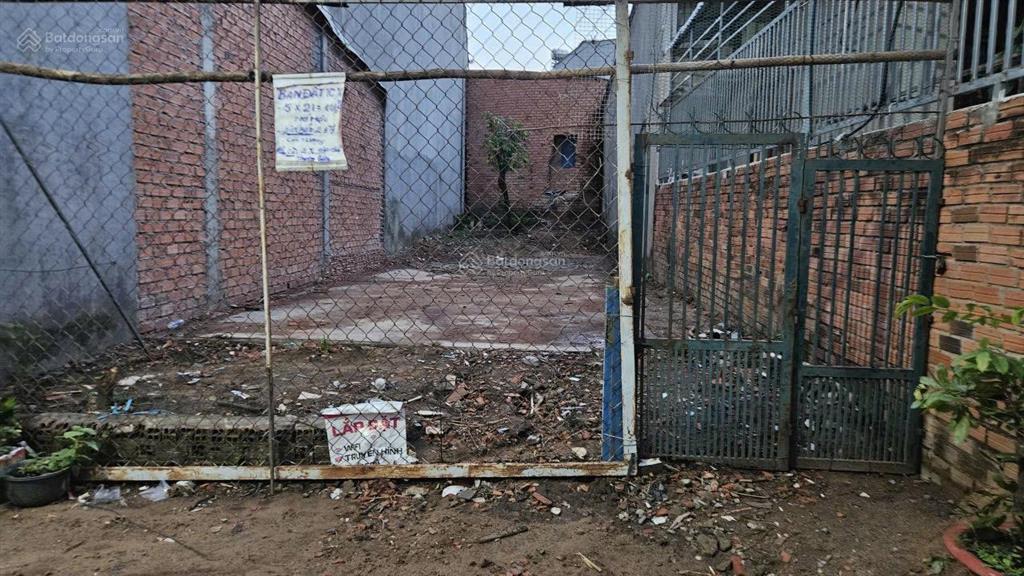 Đất thổ cư mặt tiền ngã 3 hẻm sau lưng bệnh viện đa khoa đồng nai