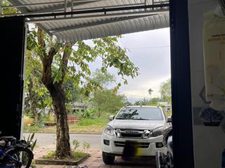 Nhà cấp 4 full thổ đối diện bờ sông trường tiền