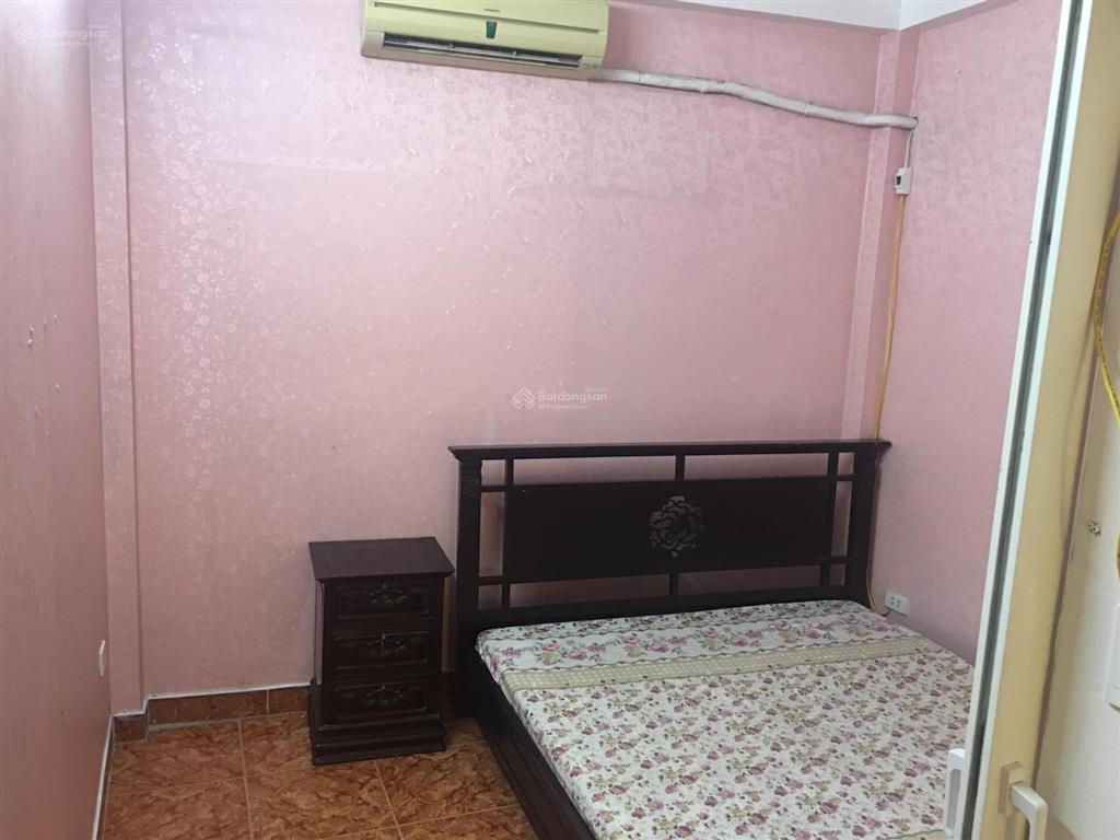 Chính chủ cho thuê nhà phố hàng lược. nội thất đầy đủ, dọn vào ở luôn