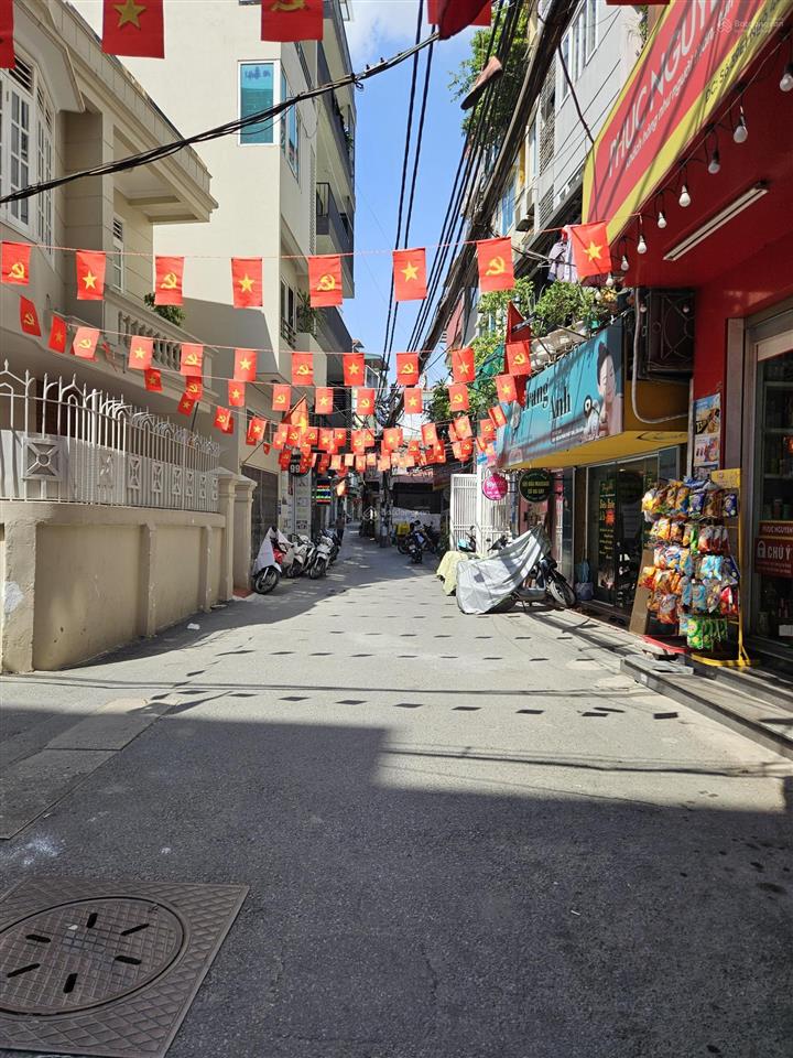 Đất cầu giấy  dt 200m  mt siêu khủng  mặt ngõ thông ô tô  giá thương lượng sâu 39 tỷ