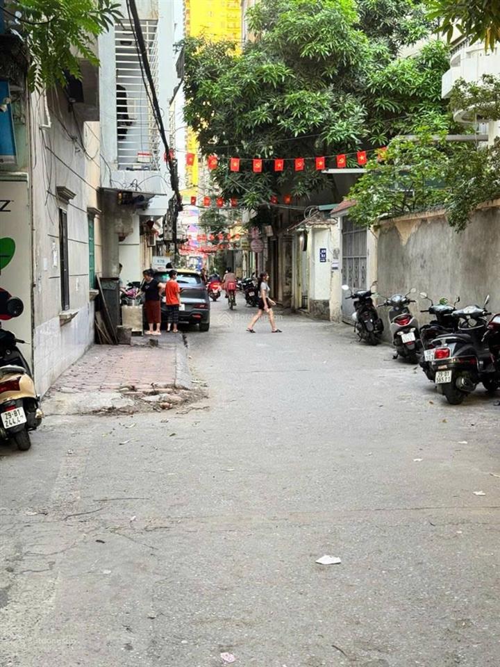 Đất cầu giấy  dt 200m  mt siêu khủng  mặt ngõ thông ô tô  giá thương lượng sâu 39 tỷ