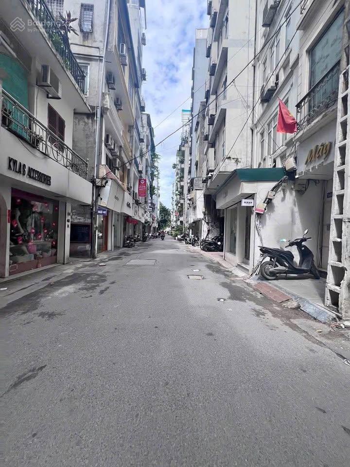 Đất cầu giấy  dt 175m  mt 15m  sổ đẹp  ô tô tải  lô góc 3 thoáng  giá 40 tỷ