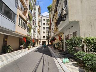 Đất cầu giấy  lô góc 3 thoáng  60m  mt khủng  ô tô tránh  10m mặt phố  giá 21 tỷ