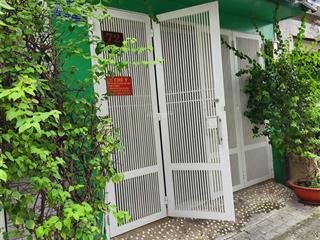 Chính chủ bán gấp nhà mặt tiền quận 7  giá cả thương lượng