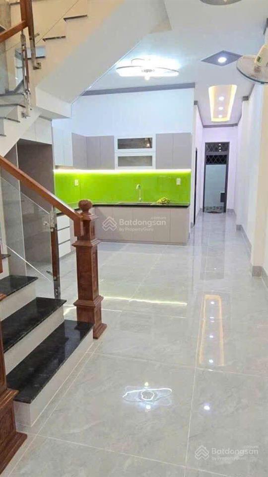 Bán nhà bình chánh vào ở ngay dt 80m2