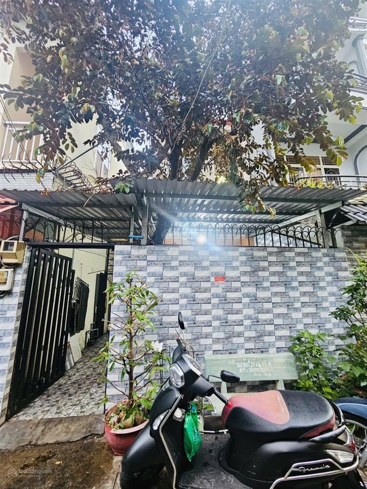 Âu dương lân q8  hẻm ô tô tránh  dt khủng 94m2