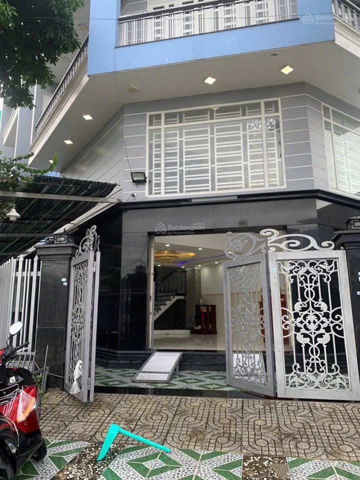 Xe hơi ngủ trong nhà  mặt tiền đường lớn dt khủng 8x23m  p7 q8