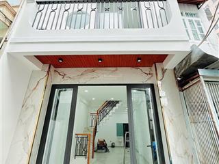 [quận 8] hưng phú  cách cầu chữ y 800m  30m2  2 tầng  nhà mới ở ngay