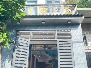 Bán nhà 1 trệt 1 lầu bình chánh đẹp mới, giá hời, chốt nhanh  890triu