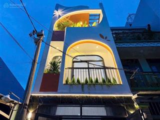 Bán nhà đẹp shr, nội thất cao cấp ở hoàng hoa thám, p5, q. bình thạnh, giá 3740, 63m2