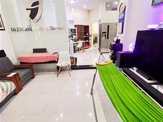 Bán gấp xuất cảnh  bán nhà cách mạng tháng tám 84m²  2 tầng  13.5 tỷ  160.7 triệu/m²