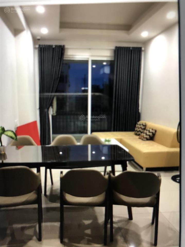 Cần bán căn góc cc bàu cát ii q. tb. dt 54m2 2p. giá bán 2,35 tỷ.  0708 774 ***