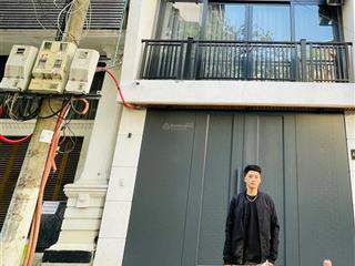 Bán nhà vũ phạm hàmtrung kính 108m2x6t oto tránh,gara 33.8tỷ