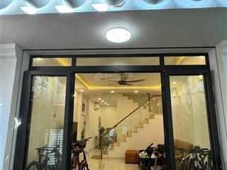 Bán gấp trong tháng  bán nhà trần hưng đạo 51m² 3 tầng  19 tỷ