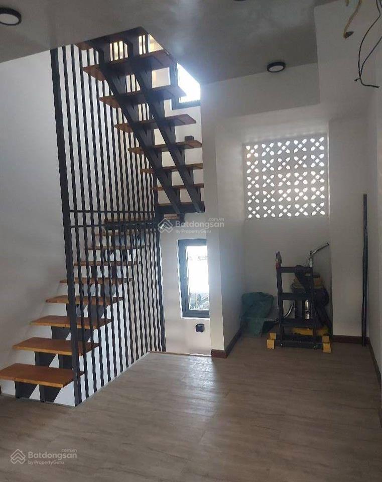 Nhà 4 tầng mới trăm phần trăm trung tâm quận 5 sát vách quận 1 chỉ hơn 6 tỷ tl