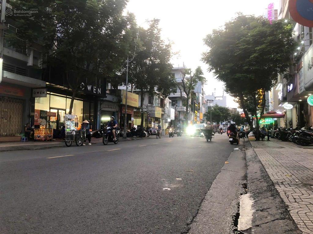 Bán gấp trong tháng  bán nhà lê văn sỹ 51m² 4 tầng  13 tỷ