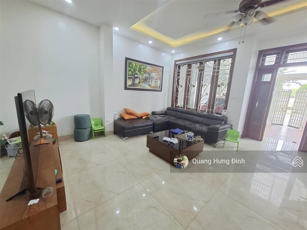 Bán liền kề kđt văn quán, đường chiến thắng 50m2  mặt tiền 6,7m, plô vỉa hè ô tô tránh, giá 14 tỷ