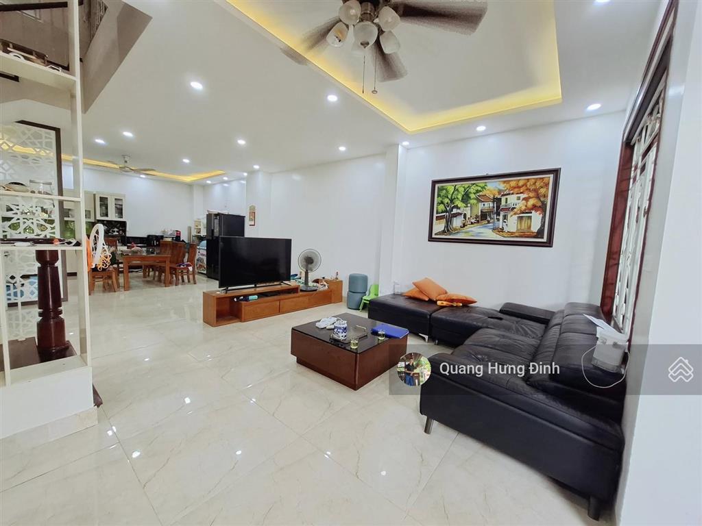 Bán liền kề kđt văn quán, đường chiến thắng 50m2  mặt tiền 6,7m, plô vỉa hè ô tô tránh, giá 14 tỷ