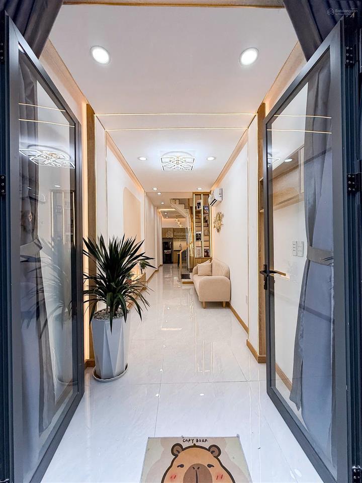 Siêu phẩm 3 tầng lầu chỉ 4.468 tỷ ngay trung tâm  nguyễn thái sơn  lê lợi  phạm văn đồng