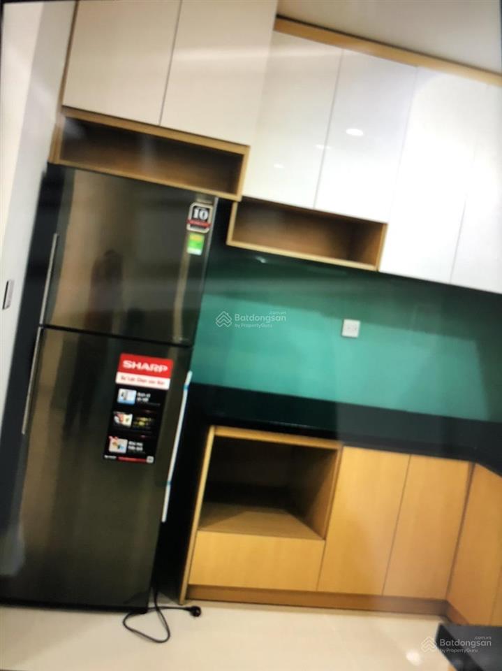 Cần bán căn góc cc 312 lạc long quân q.11. dt 66m2 2p 2wc. giá 2,95 tỷ.  0782 446 ***