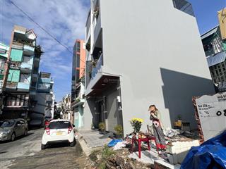 Diện tích công nhận 58 m2 diện tích sử dụng 80m2 rộng trước 6m sau 7m, nở hậu dài 12m