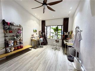 Bán gấp trong tuần  bán nhà huỳnh văn bánh 116m² 3 tầng  17.8 tỷ  153.4 triệu/m²