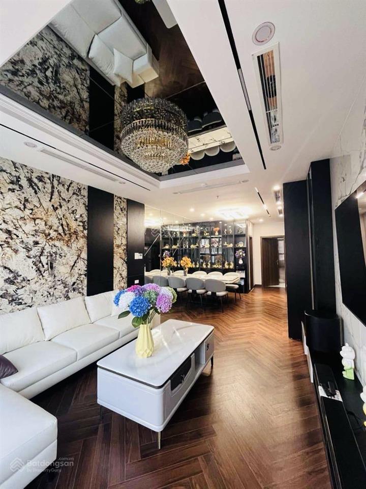 Bán nhà phân lô hồ đền lừ gara thang máy, 7 tầng mới, nội thất xịn, ô tô tránh, 19.5 tỷ