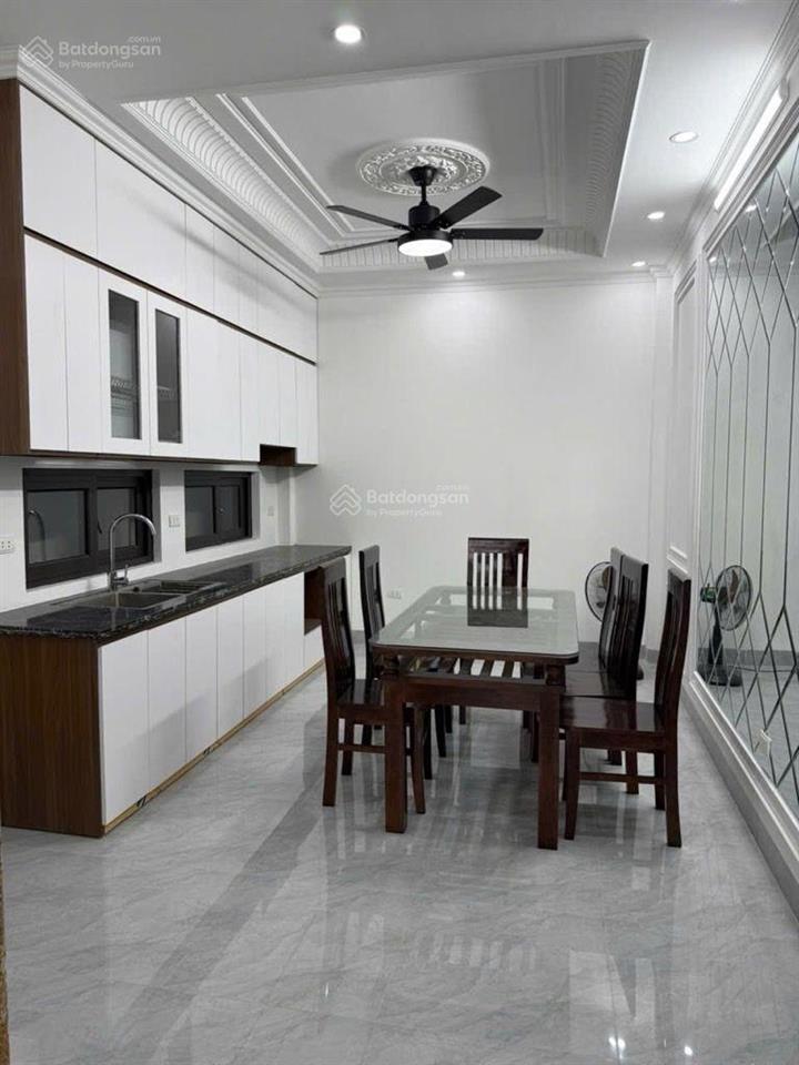 Dương văn bé hai bà trưng, 61m² x5t ô tô  thang máy  1 nhà ra mặt phố  giá 13,5 tỷ