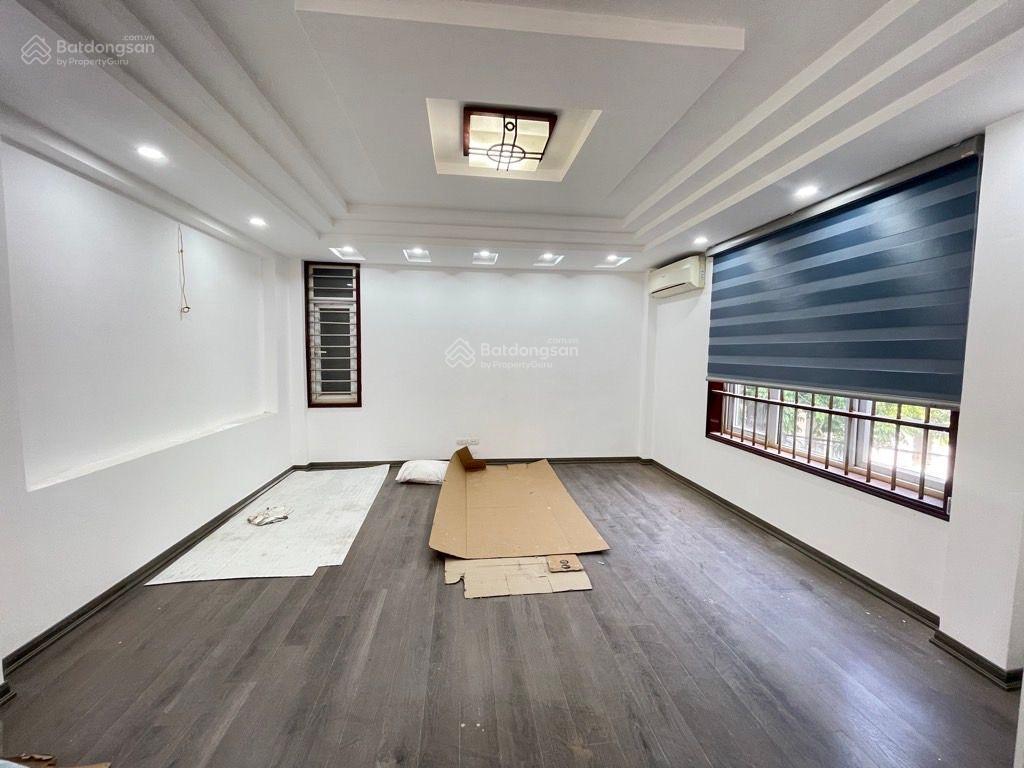 Bán nhà trương định giải phóng, 50m2 6t, lô góc ô tô tránh, cách phố 15m, giá 13.5 tỷ