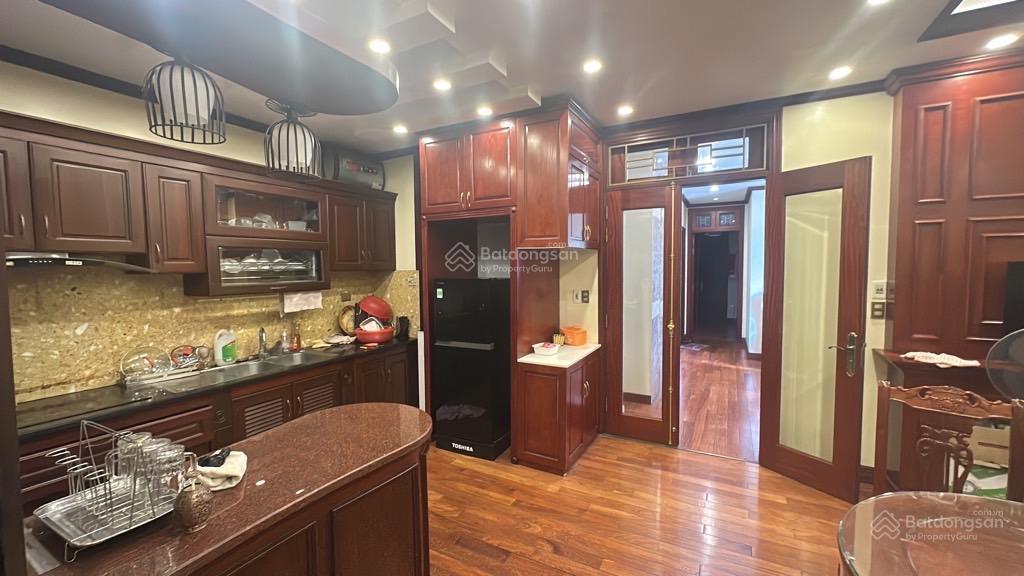 Bán nhà đền lừ, 100m2 mặt tiền 7.5m, phân lô ô tô tránh, vỉa hè, view vườn hoa cực hiếm, giá 33 tỷ