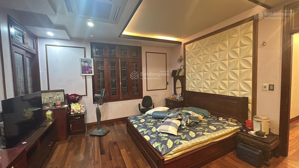 Bán nhà đền lừ, 100m2 mặt tiền 7.5m, phân lô ô tô tránh, vỉa hè, view vườn hoa cực hiếm, giá 33 tỷ