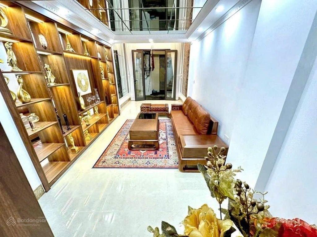 Bán nhà ngõ 40 tạ quang bửu, 40m2 5t ô tô qua, phù hợp gia đình 4,5 người về ở ngay, chỉ 10 tỷ