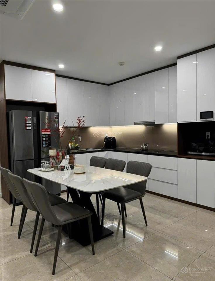 Ngộp bank bán cc the park residences (nhà bè) giá 2tỷ400 full nội thất bao sang tên sổ hồng