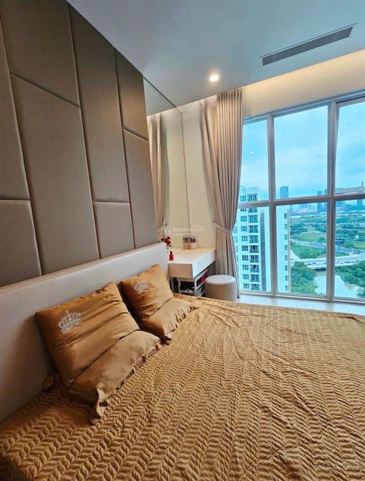 Ngộp bank bán cc him lam riverside