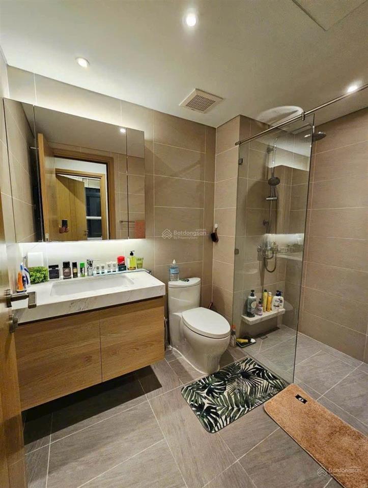 Ngộp bank bán cc him lam riverside