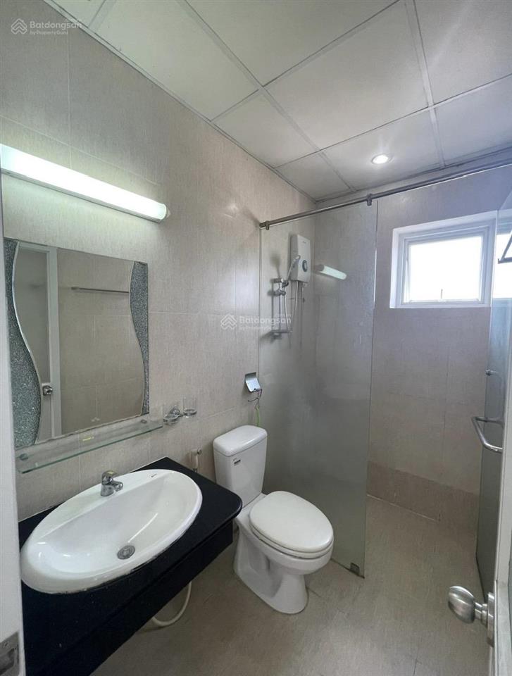 Ngộp bank bán cc the art (q9) giá 1tỷ750 full nội thất, bao sang tên sổ hồng