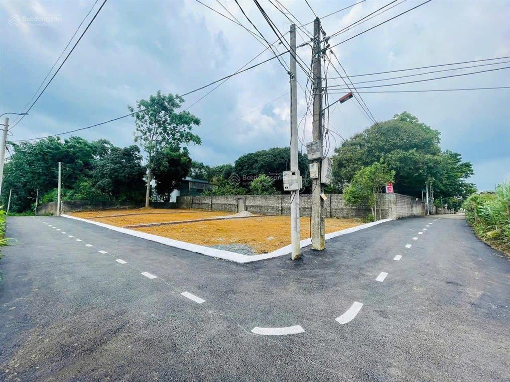 Chỉ 3,35 tỷ lô góc diện tích 120m mặt tiền 8m ngay phú cát, cách quốc lộ 21 chỉ 300m