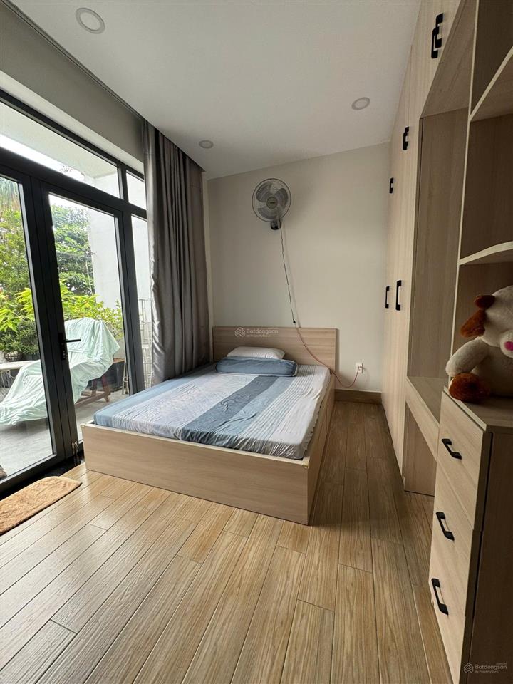 Bán nhà mặt tiền 3 tầng btct được xây dựng tâm huyết 4pn vị trí vừa ở vừa kinh doanh đa ngành