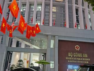 [***ngôi nhà siêu hiếm  phố nguyễn du  cạnh trụ sở chính bộ công an***]