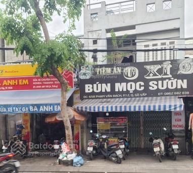 Bán cặp nhà mặt tiền phạm văn bạch, gò vấp  ngang khủng 9m  đang cho thuê 35tr/tháng  giá đầu tư