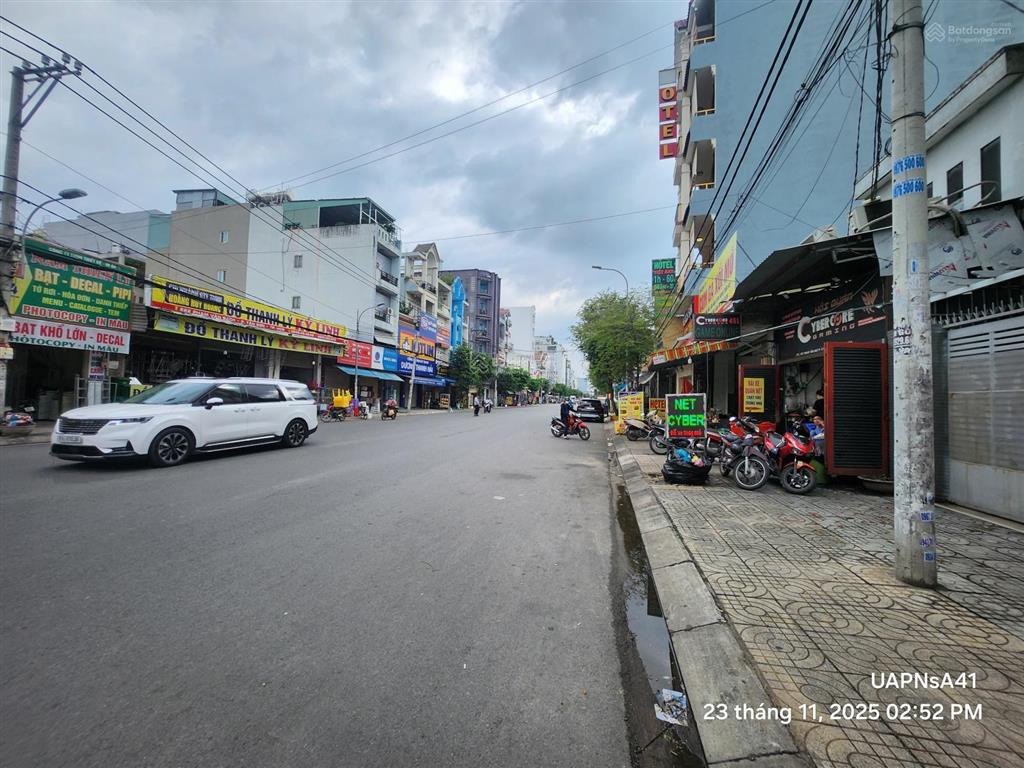 Bán cặp nhà mặt tiền phạm văn bạch, gò vấp  ngang khủng 9m  đang cho thuê 35tr/tháng  giá đầu tư