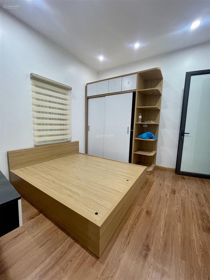 Bán nhà riêng phố hồng mai  lô góc  15m ra phố  ba gác đỗ cửa