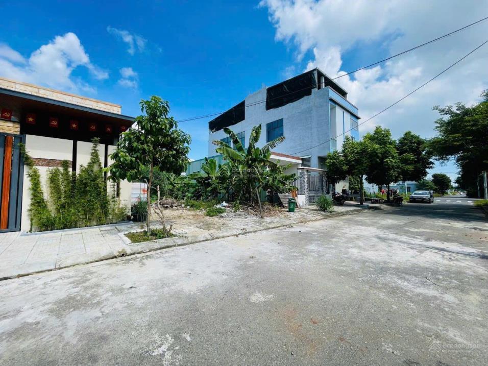 BÁN ĐẤT HÒA SƠN 6, ĐƯỜNG 5M5, ĐÔNG NAM TUYỆT ĐẸP!