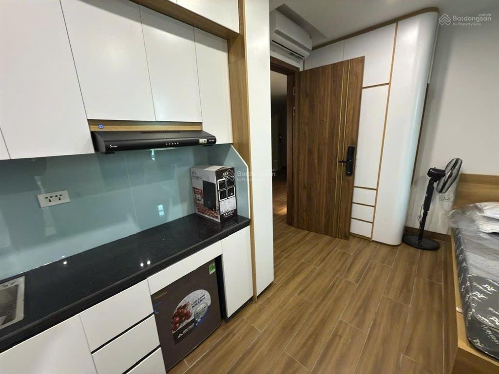 Mời thuê nhà 200m2/sàn. 30 phòng ngủ khép kín full nội thất, bếp nấu ăn trong phòng. kcn quang châu